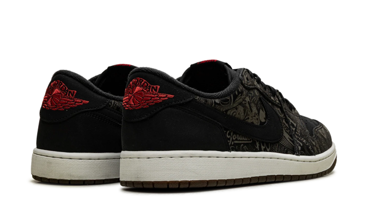 Nike Air Low-Top Sneakers - Black & Olive Graphic Print