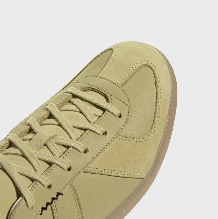 adidas Low-Top Sneakers - Pale Olive & Gum Sole