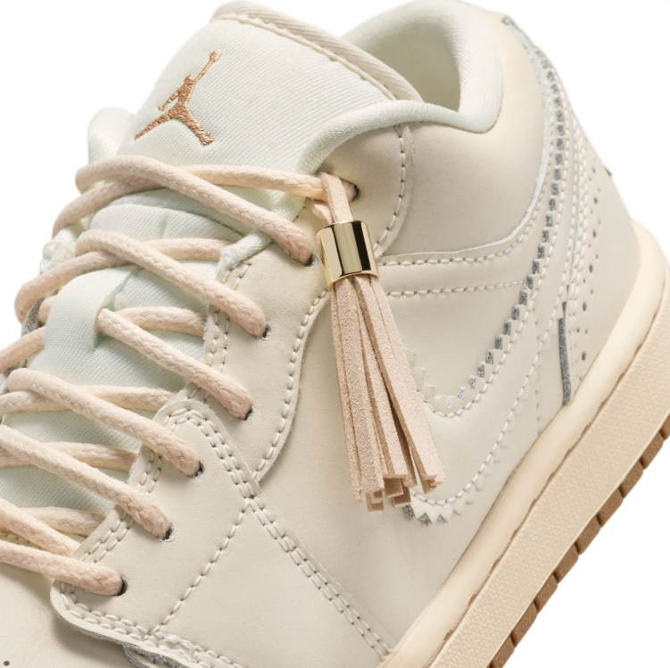 Nike Air Low-Top Sneakers - Ivory & Cream with Tassel and Gum Sole