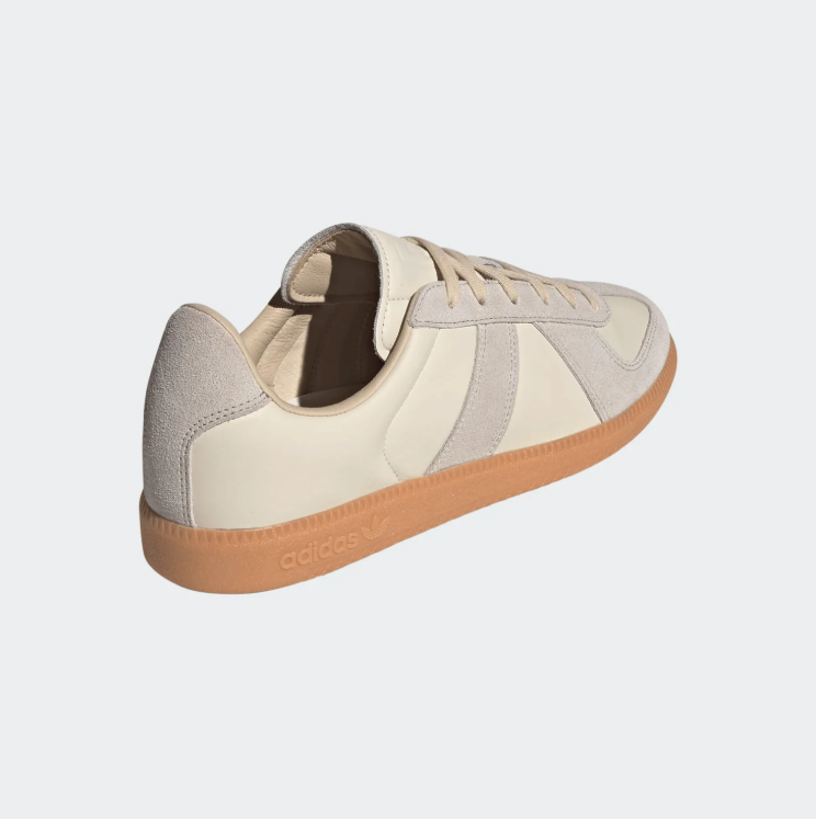 adidas Low-Top Sneakers - Cream & Light Grey Gum Sole