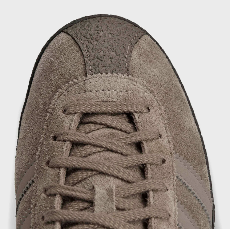 adidas Low-Top Sneakers - Taupe & Black Textured Sole