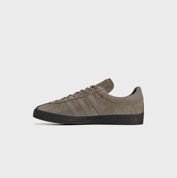adidas Low-Top Sneakers - Taupe & Black Textured Sole